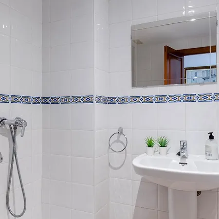 Yourhouse Blaublue 2 2 With Sea Views *